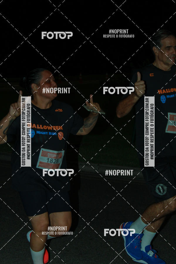 Buy your photos of the eventHalloween Run on Fotop