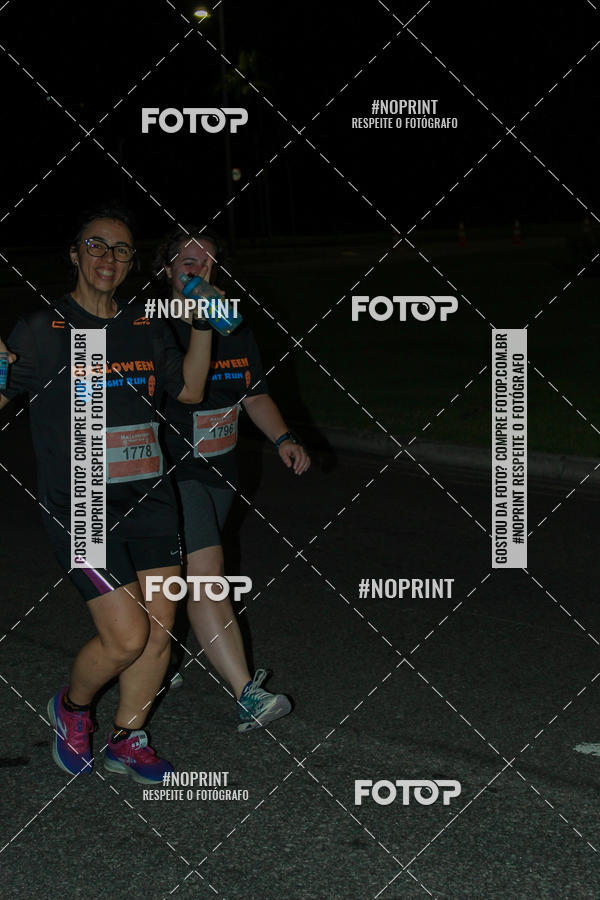 Buy your photos of the eventHalloween Run on Fotop
