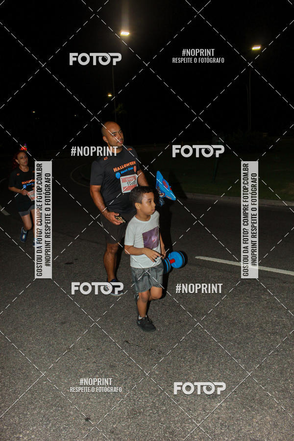 Buy your photos of the eventHalloween Run on Fotop