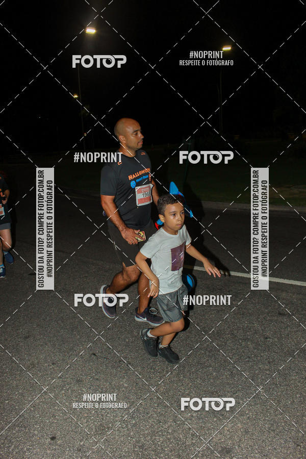 Buy your photos of the eventHalloween Run on Fotop