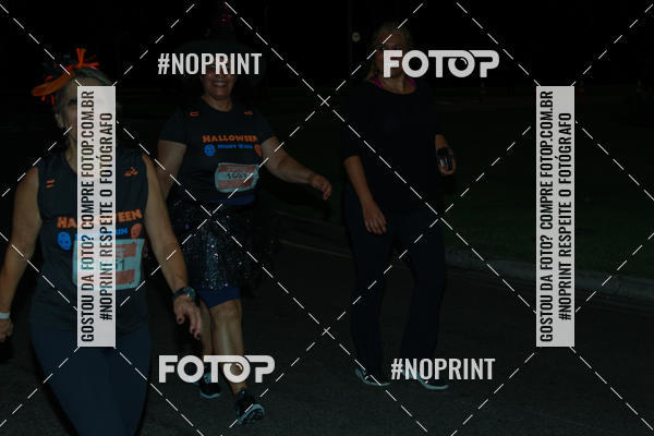 Buy your photos of the eventHalloween Run on Fotop