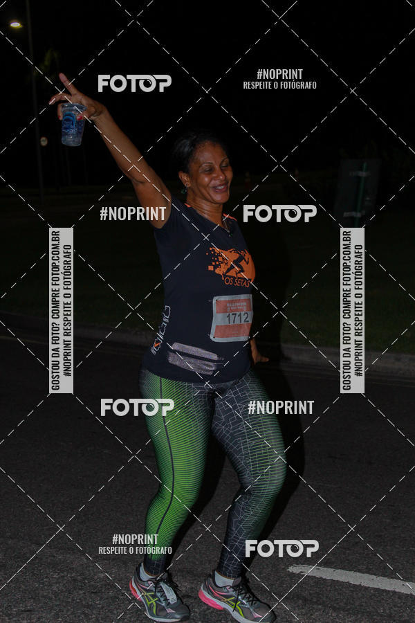 Buy your photos of the eventHalloween Run on Fotop