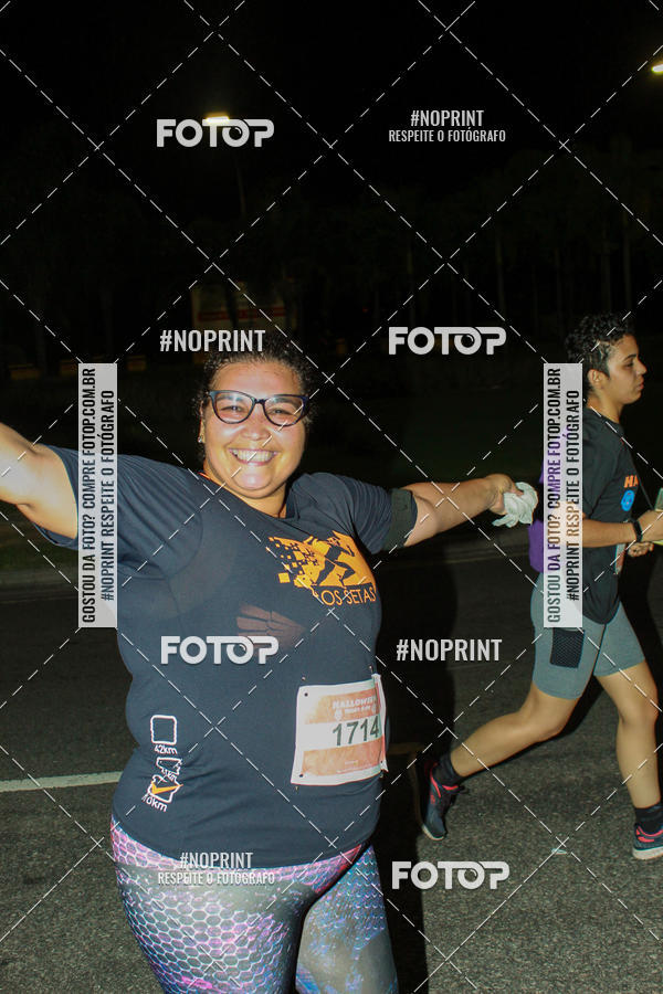 Buy your photos of the eventHalloween Run on Fotop