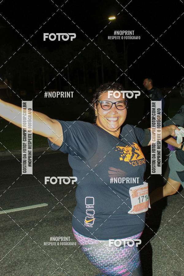 Buy your photos of the eventHalloween Run on Fotop