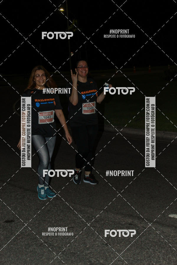Buy your photos of the eventHalloween Run on Fotop