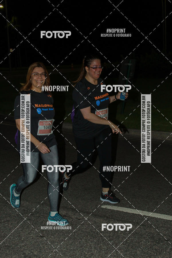 Buy your photos of the eventHalloween Run on Fotop