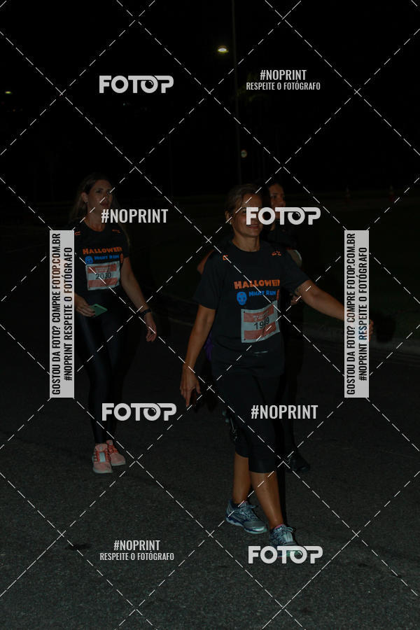Buy your photos of the eventHalloween Run on Fotop