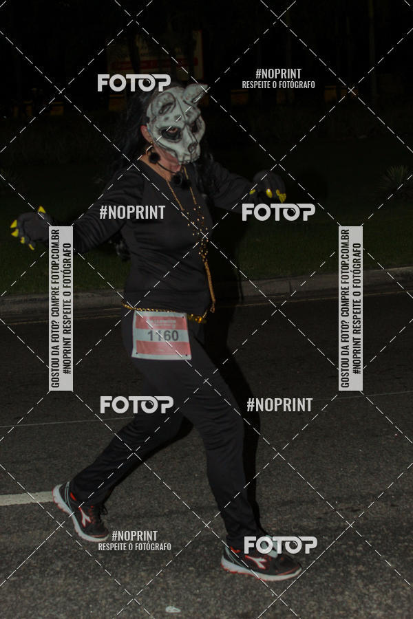 Buy your photos of the eventHalloween Run on Fotop