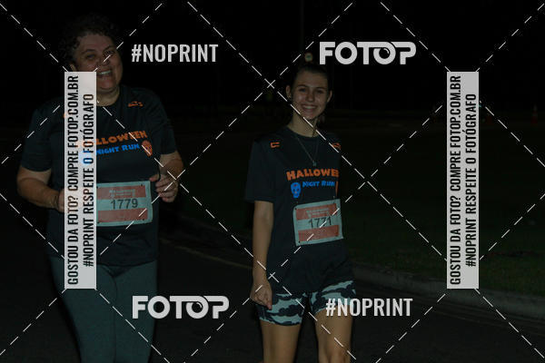 Buy your photos of the eventHalloween Run on Fotop