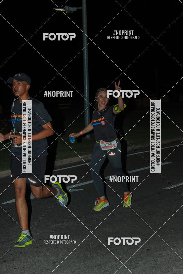 Buy your photos of the eventHalloween Run on Fotop