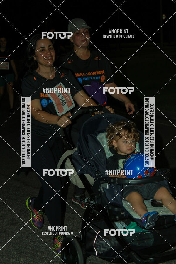 Buy your photos of the eventHalloween Run on Fotop