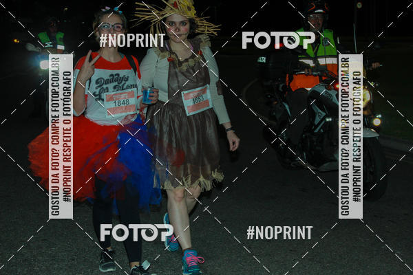 Buy your photos of the eventHalloween Run on Fotop