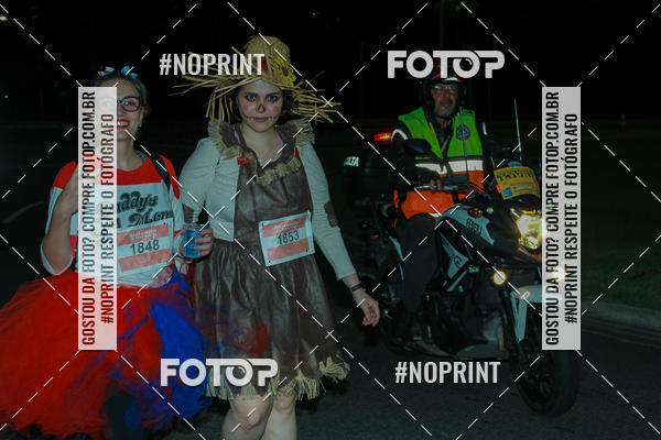 Buy your photos of the eventHalloween Run on Fotop