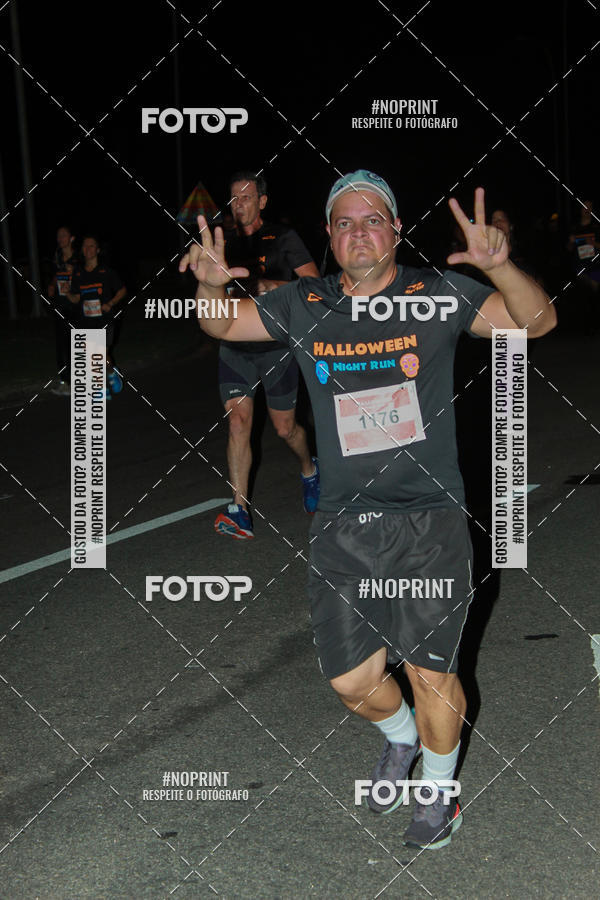 Buy your photos of the eventHalloween Run on Fotop