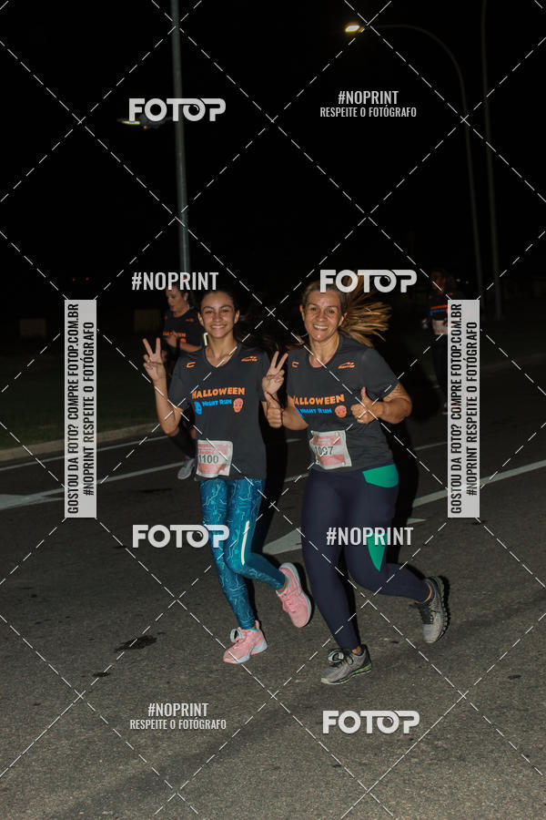 Buy your photos of the eventHalloween Run on Fotop