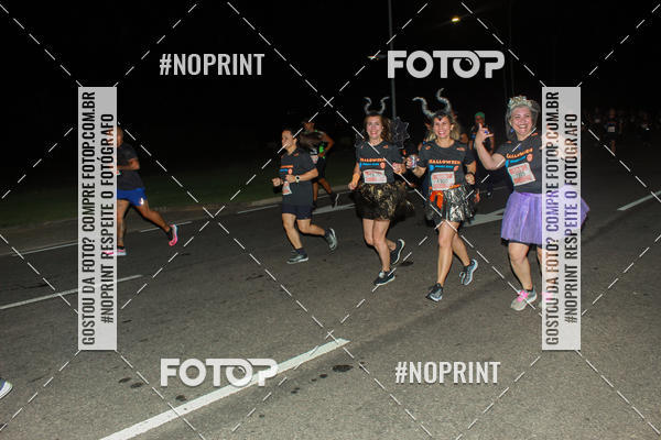 Buy your photos of the eventHalloween Run on Fotop