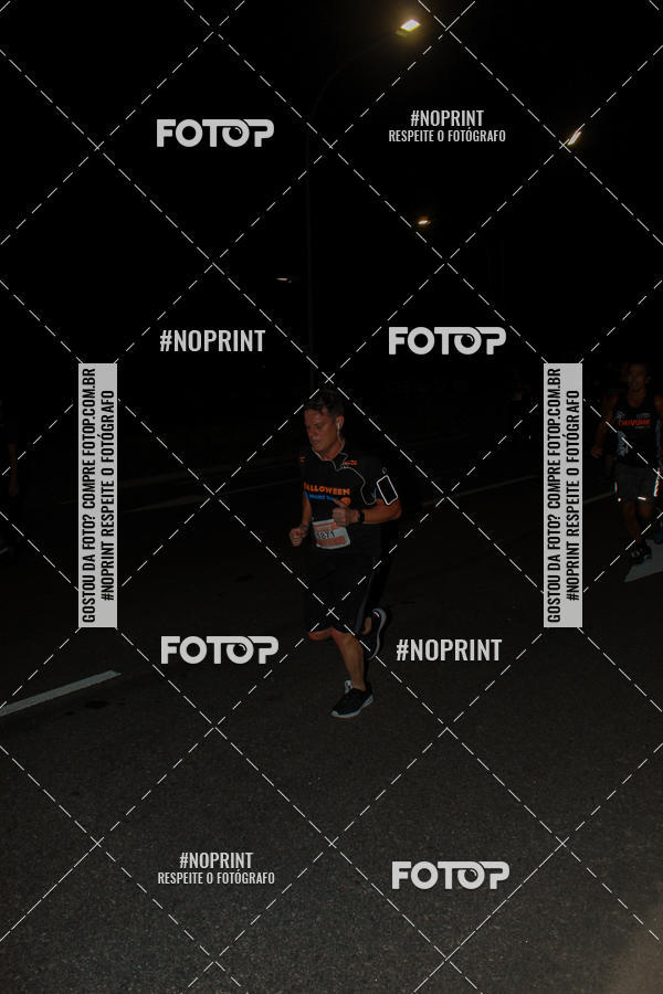 Buy your photos of the eventHalloween Run on Fotop