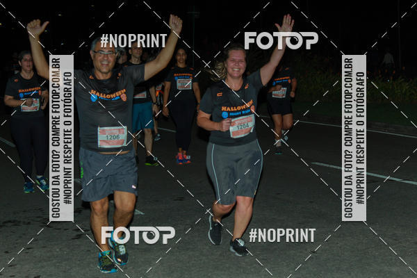 Buy your photos of the eventHalloween Run on Fotop