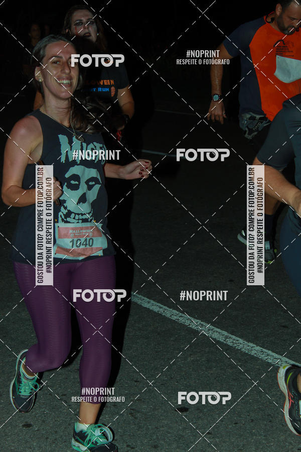 Buy your photos of the eventHalloween Run on Fotop
