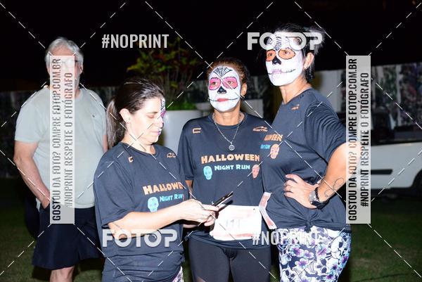 Buy your photos of the eventHalloween Run on Fotop