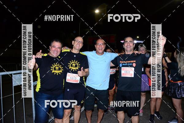 Buy your photos of the eventHalloween Run on Fotop