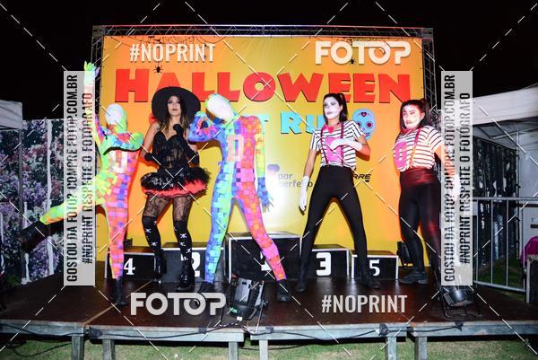 Buy your photos of the eventHalloween Run on Fotop
