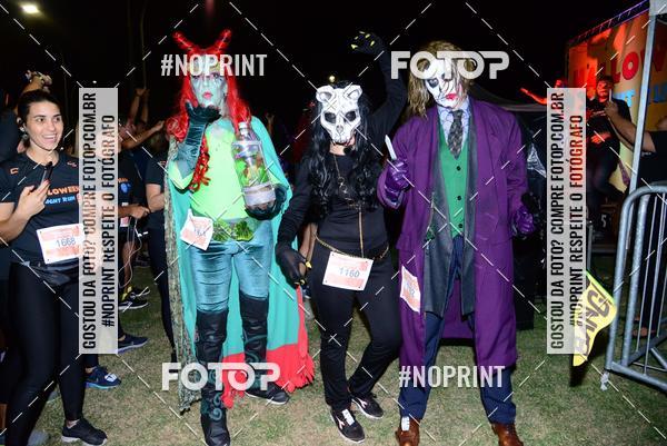 Buy your photos of the eventHalloween Run on Fotop