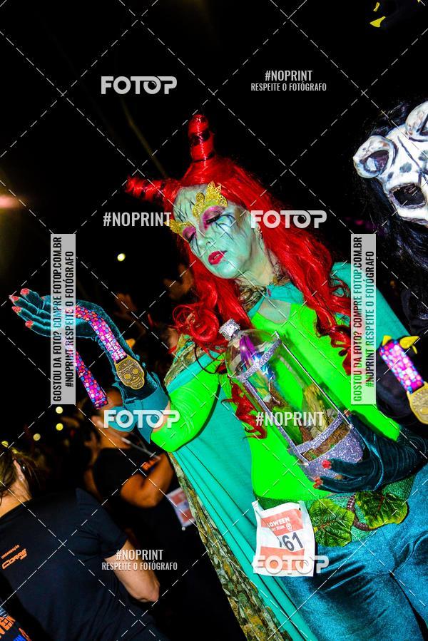 Buy your photos of the eventHalloween Run on Fotop