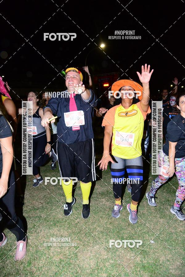 Buy your photos of the eventHalloween Run on Fotop