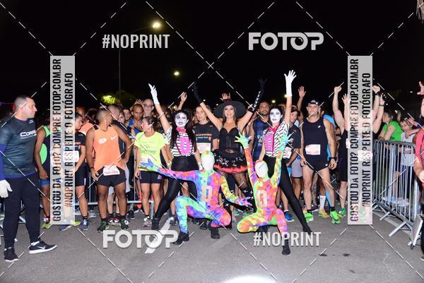 Buy your photos of the eventHalloween Run on Fotop