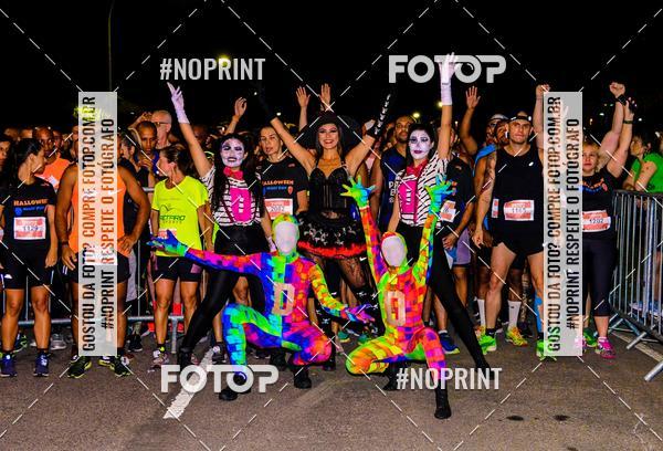 Buy your photos of the eventHalloween Run on Fotop