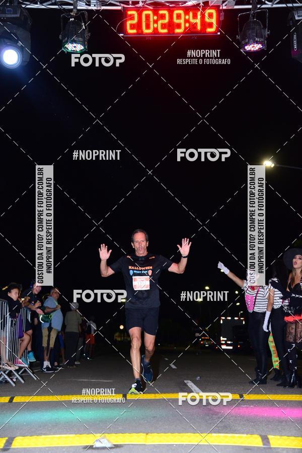 Buy your photos of the eventHalloween Run on Fotop