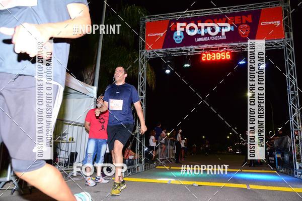 Buy your photos of the eventHalloween Run on Fotop