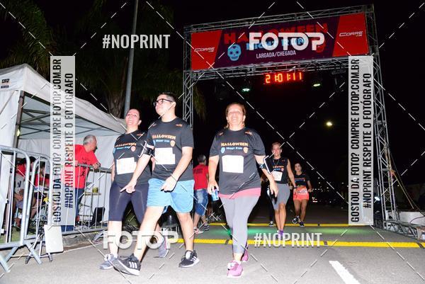 Buy your photos of the eventHalloween Run on Fotop