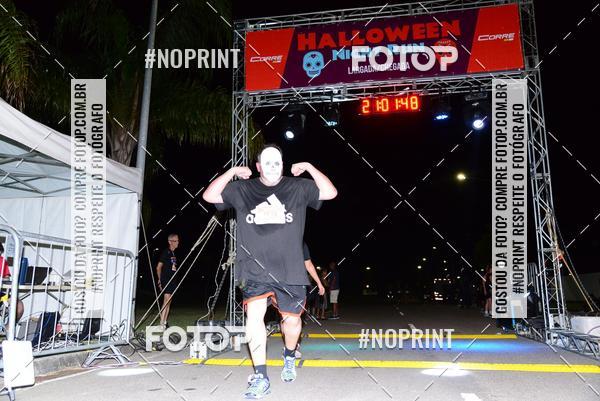 Buy your photos of the eventHalloween Run on Fotop