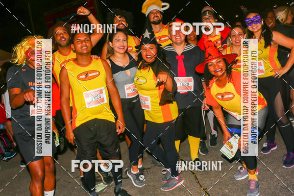 Buy your photos of the eventHalloween Run on Fotop