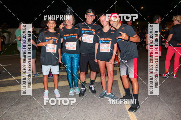 Buy your photos of the eventHalloween Run on Fotop