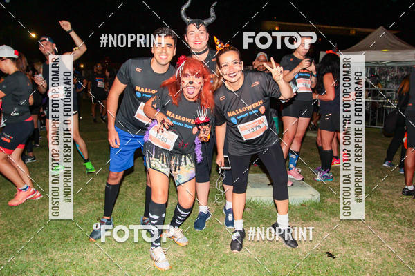 Buy your photos of the eventHalloween Run on Fotop