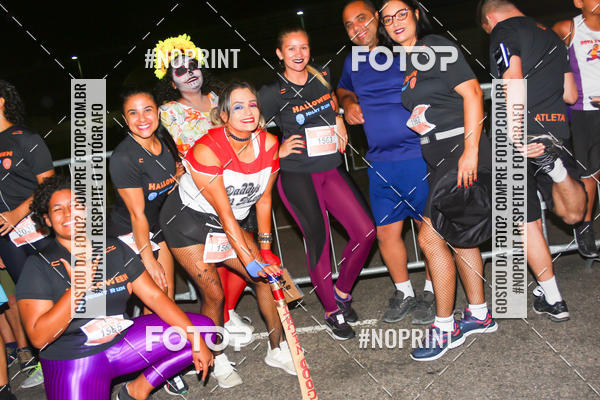 Buy your photos of the eventHalloween Run on Fotop