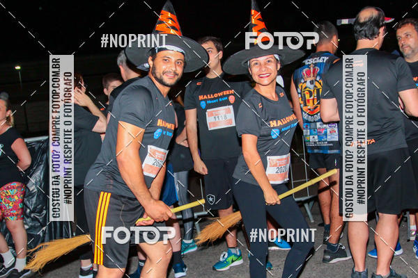 Buy your photos of the eventHalloween Run on Fotop