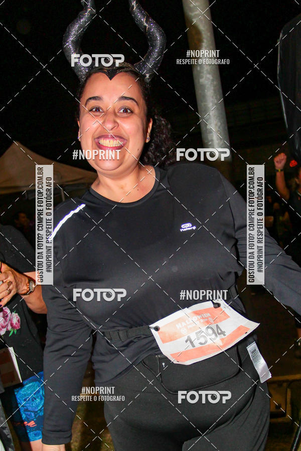Buy your photos of the eventHalloween Run on Fotop