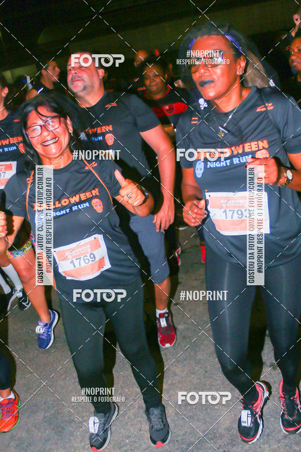 Buy your photos of the eventHalloween Run on Fotop