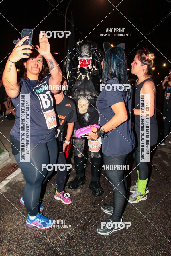 Buy your photos of the eventHalloween Run on Fotop