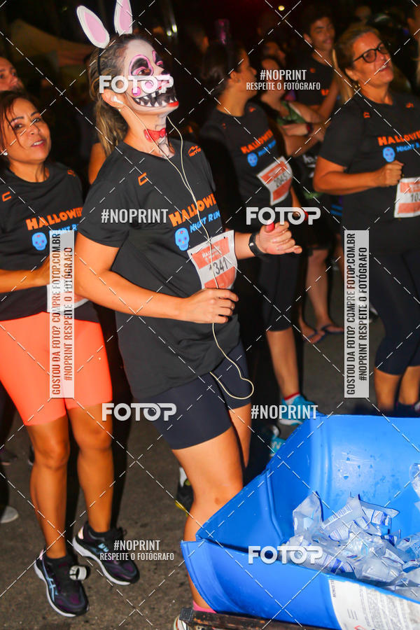 Buy your photos of the eventHalloween Run on Fotop