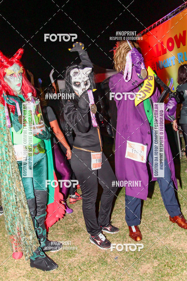 Buy your photos of the eventHalloween Run on Fotop