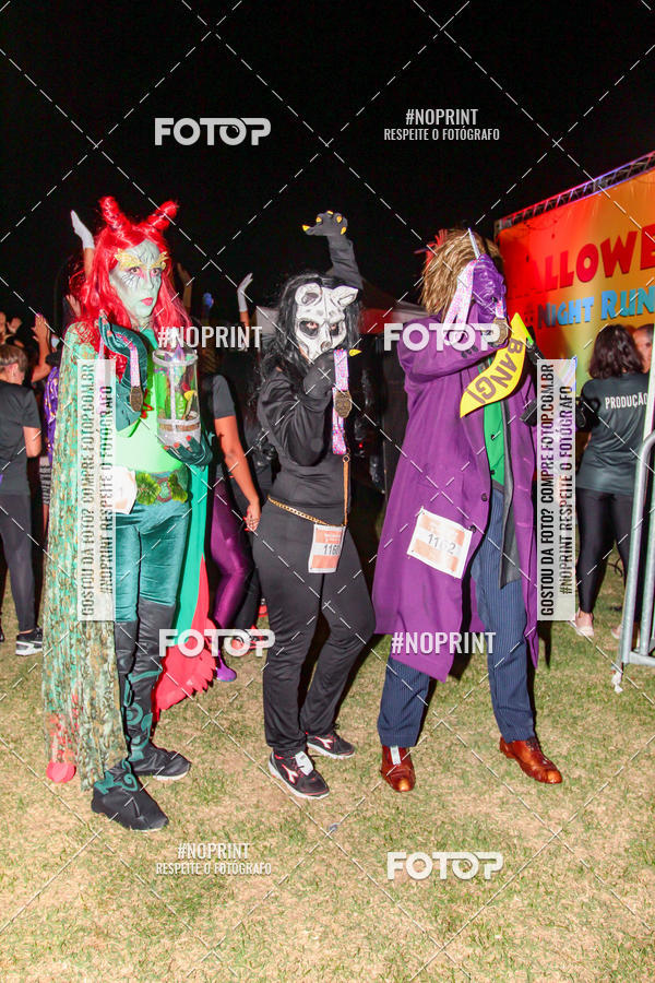 Buy your photos of the eventHalloween Run on Fotop