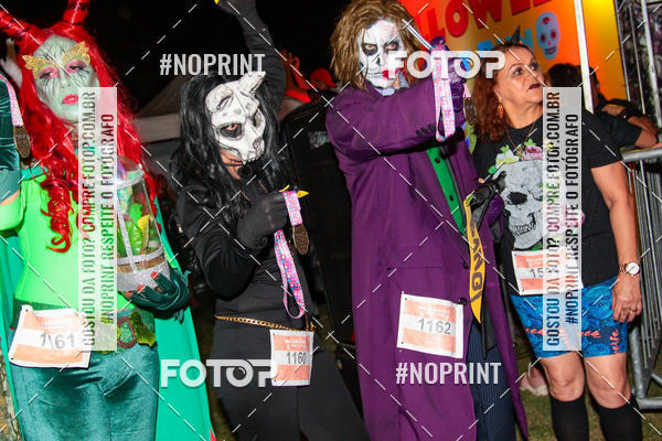 Buy your photos of the eventHalloween Run on Fotop
