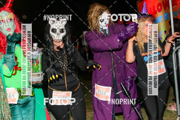 Buy your photos of the eventHalloween Run on Fotop