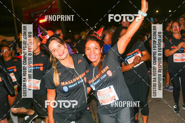 Buy your photos of the eventHalloween Run on Fotop