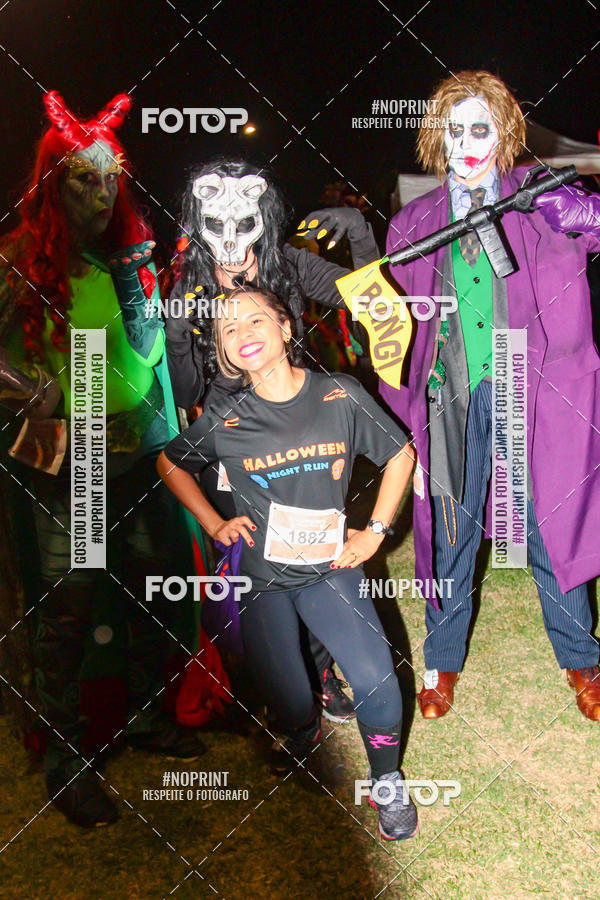 Buy your photos of the eventHalloween Run on Fotop
